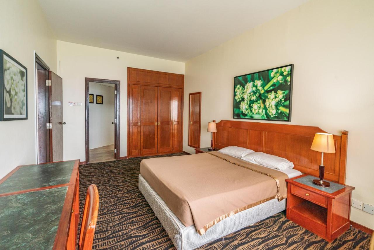 Seaview Deluxe Studio Couples Room S Tandzsung Bungah Kültér fotó